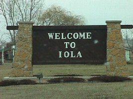 Welcome to Iola Sign