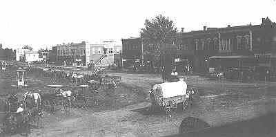 Iola Square 1898